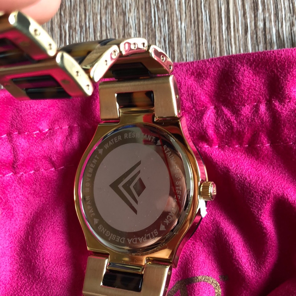 Silpada Tortoise Watch - Picture 4 of 8